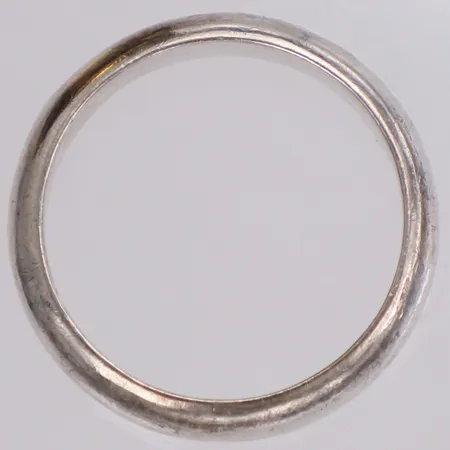Ring, stl 18, bredd 5,2mm, silver 925/1000 Vikt: 5,5 g