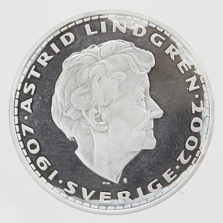 Minnesmedalj, Astrid Lindgren Sverige 1907-2002, Emil i Lönneberga 1963, Ø38,4mm, silver, 999/1000, plastetui samt plastficka medföljer Vikt: 26,7 g