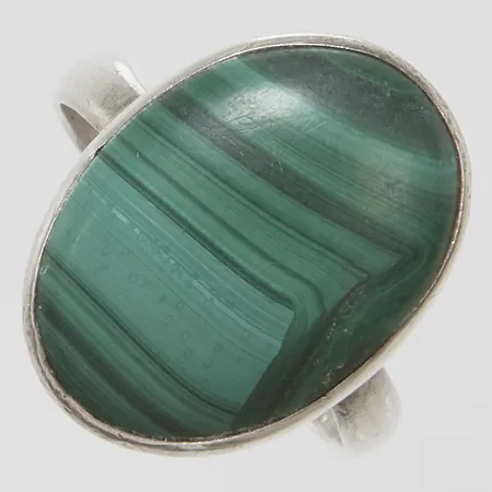 Ring med malakit, Ø17¼, bredd: 2,9-18,6mm, silver, 925/1000 Vikt: 3,7 g