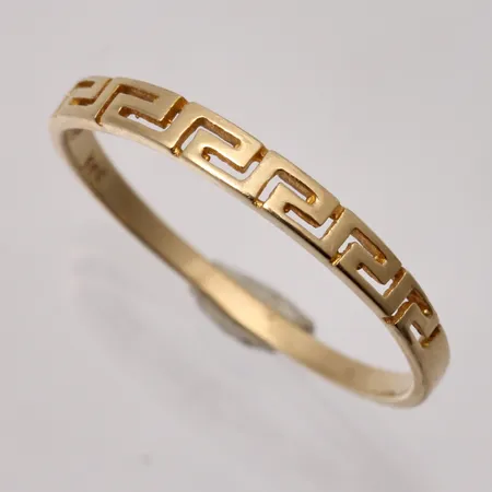 Ring i 14K guld, stl18, bredd 1,3-2,4mm, vikt 1g.