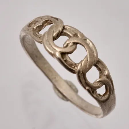 Ring i silver, Bismarck, stl 17¼, bredd 2-6,1mm, 925/1000, vikt 1,62g.