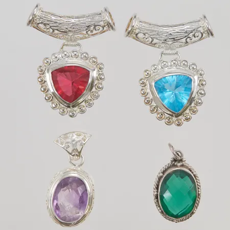Fyra hängen med färgade stenar, 925/1000 silver, 34,9 Vikt: 0 g