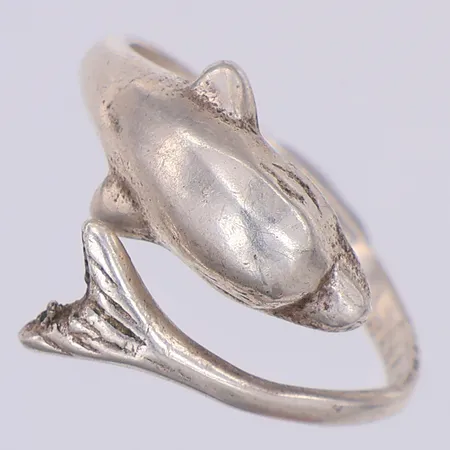 Ring, delfin, regelbar, skev, 925/1000 silver Vikt: 2,9 g