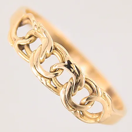 Ring Bismarck, stl 17¾, bredd 2-5mm, 18K Vikt: 1,7 g