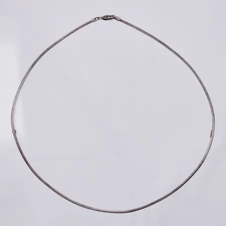 Kedja längd ca 44,5cm, bredd ca 1mm, 925/1000 silver Vikt: 10,6 g