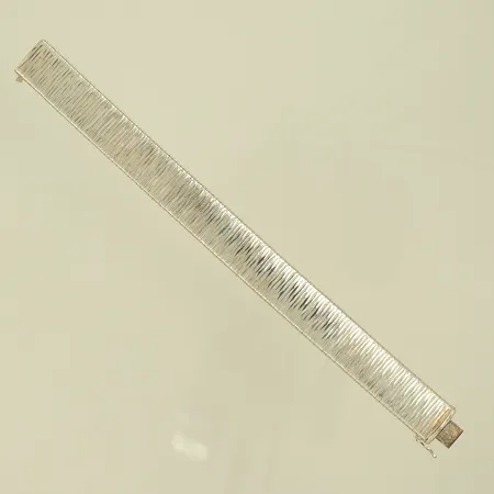 Armband, längd 20cm, bredd 16mm, lös i låset, Silver 925/1000, 29,6g Vikt: 29,6 g