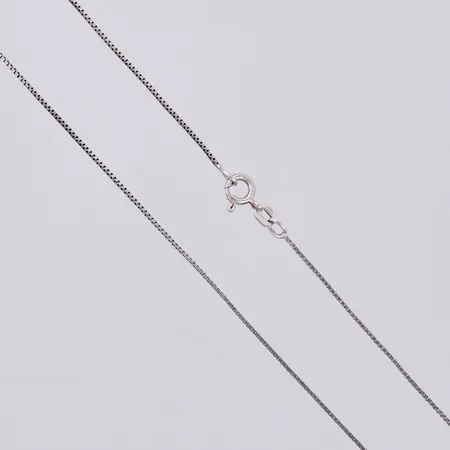 Kedja Venezia, längd: ca 48cm, bredd: ca 1mm, stämplad Balestra, 925/1000, silver Vikt: 1,8 g