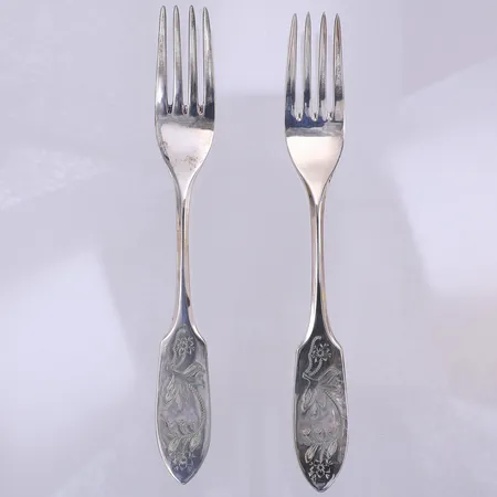2 Bordsgafflar modell Tornedalen, 17,8cm, Mema 1971-72, 830/1000 silver Vikt: 69,9 g
