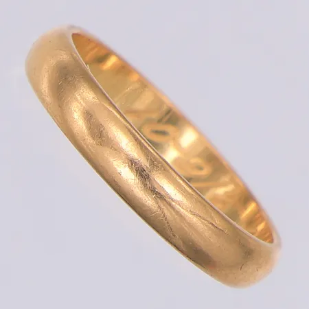 Ring, slät, stl 17, gravyr, 18K Vikt: 3,1 g