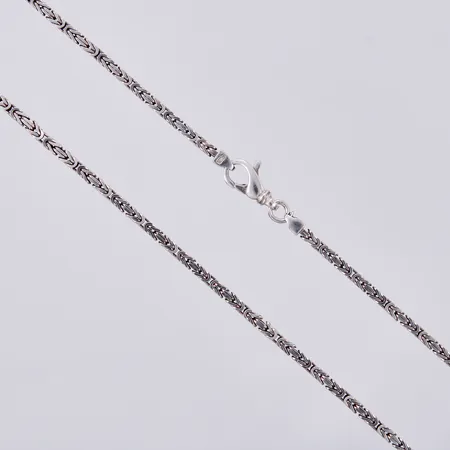 Kedja, längd ca 42cm, bredd ca 1mm, 925/1000 silver Vikt: 5,6 g