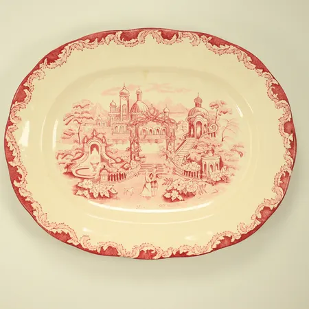 Uppläggningsfat, Rörstrand Bengali, 27 x 21,5cm, ojämnhet i glasyr Vikt: 0 g Skickas med postpaket.