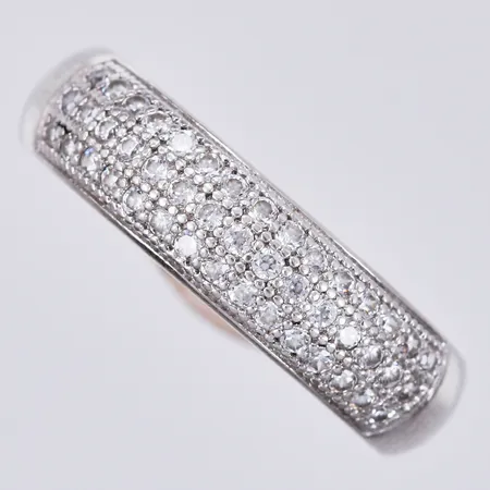 Ring med vita stenar, stl: 18, bredd: ca 3-5mm, 925/1000, silver Vikt: 3,9 g