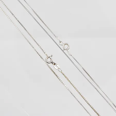 2 Kedjor Venezia, 45cm, bredd 0,9-1,0mm, silver 925/1000 Vikt: 4,2 g