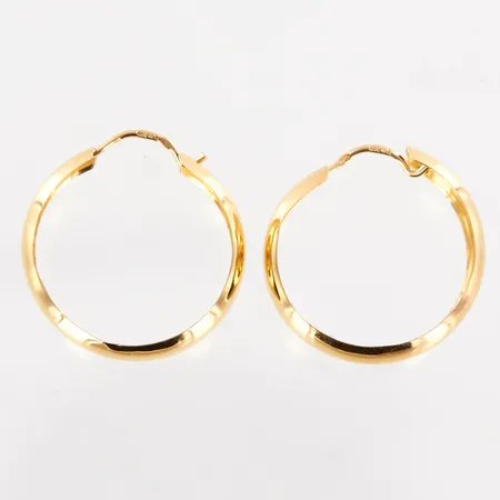 Ett par örhängen, creoler, Ø22mm, bredd 6mm, bucklor, 18K Vikt: 2,1 g