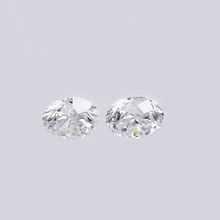 Lösa diamanter ca 2x0,20ct TW/VS