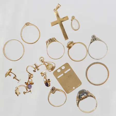 Diverse guld, monel, stenar, skadat, defekt, 18K Bruttovikt 33,8g