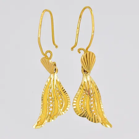 Ett par örhängen, längd 43mm, 21K Vikt: 2,8 g