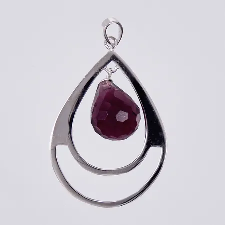 Hänge med lila sten, längd ca 4cm, bredd ca 25mm, 925/1000 silver Vikt: 4,4 g