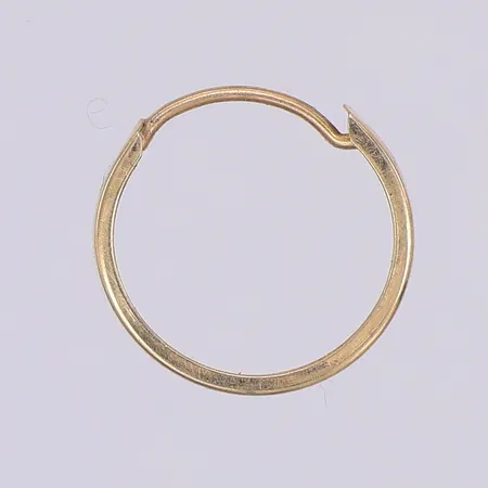 Örhänge, udda 15mm, bredd 3mm, 9K Vikt: 0,3 g