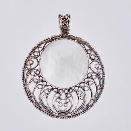 Hänge med pärlemor, längd: ca 4,5cm, bredd: ca 35mm, 925/1000, silver Vikt: 5,9 g