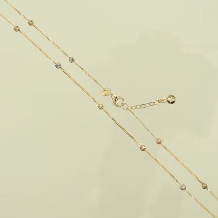 Halsband med kulor, längd 48cm, bredd 1-3mm, 18K, 3,1g Vikt: 3,1 g