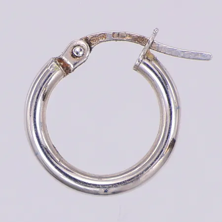 Örhänge, 15mm, bredd 2mm, vitguld, 18K Vikt: 0,4 g