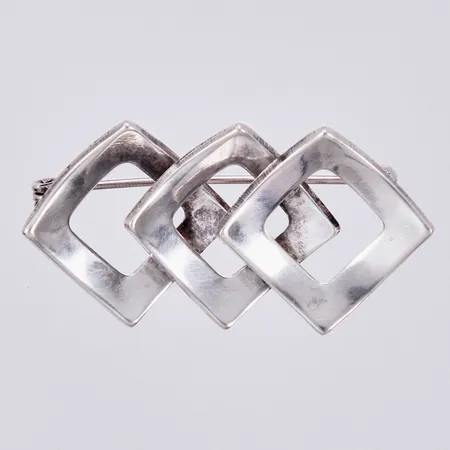 Brosch, längd: ca 4cm, bredd: ca 21mm, Janson Guldvaru Ab Victor år 1967, 830/1000, silver Vikt: 8,5 g