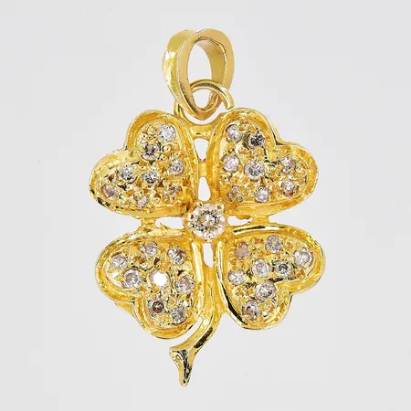 Hänge fyrklöver med diamanter ca 0,25ctv, 18x27mm inklusive ögla, 18K Vikt: 3,4 g