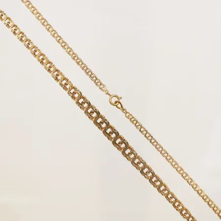 Kedja, doserad Bismarck, längd: 50,5 cm, bredd: 3 - 7 mm, otydliga stämplar, 18K guld. Vikt: 17,2 g