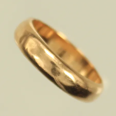 Ring, stl 17½, bredd 5mm, bucklig och repig, 18K, 1,6g Vikt: 1,6 g