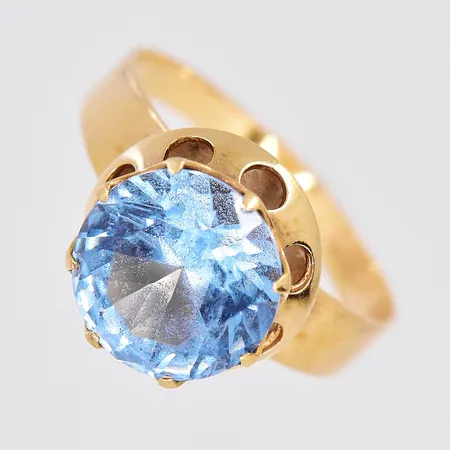 Ring, stl 18¾, blå sten Ø 10,5mm, 18K Vikt: 4,1 g