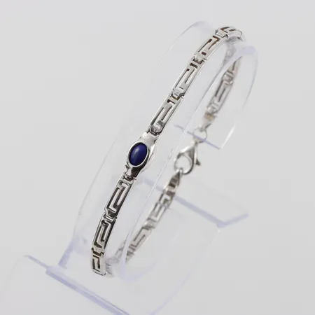 Armband med blå sten, längd 18,5cm, bredd 3,9mm, silver Vikt: 3,9 g