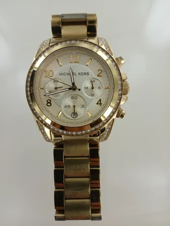 Damur Michael Kors, MK5166, Ø 39 mm, små repor, box. Behov av batteri byte Vikt: 0 g Skickas med postpaket.