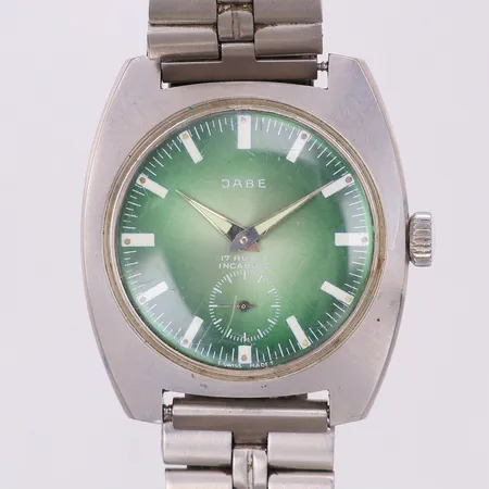 Herrur Jabe, antimagnetic, manuell, liten sekundvisare, 37 x 36mm, grön urtavla, 70-tal, stål, några repor på glas, armband, stål, viklås, ca 19,5cm