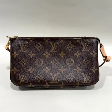 Väska Louis Vuitton Pochette Accessoires Monogram, datumkod: MB4220, modell-nr: M40712, mått ca 12x22x3,5cm, mindre invändig fläck, dustbag, kvitto från Birger Jarlsgatan år 2020 