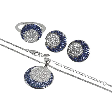 SET - Ring, halskedja med hänge och örhängen, silver 925/1000, ASO, blå och vita stenar, ringstorlek Ø 19,0 mm, kedja längd 47,5 - 53,0 cm, hänge storlek inkl. ögla 20x28 mm, örhängen storlek Ø16 mm, fint skick, någon minimal ojämnhet i kedjan Vikt: 16,2 g