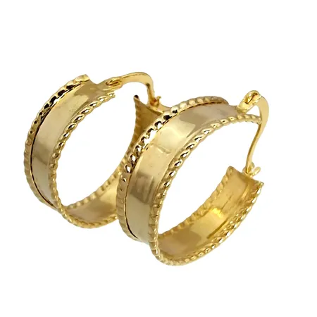 Örhängen Creoler, 18K guld, Guldfynd (GHA), storlek 16x18 mm, bredd 5 mm, några små ojämnheter Vikt: 1,6 g