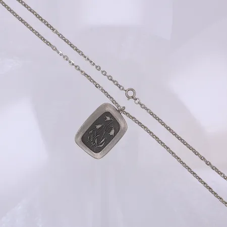 Collier, Ankar, 61,5cm, lås, hänge blåklockor, 45mm, R. Tennesmed, tenn