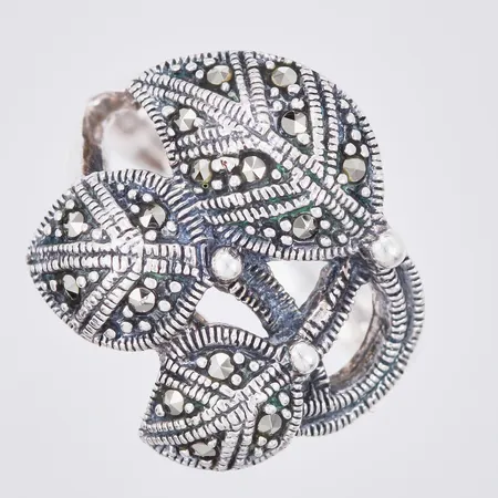 Ring med markasiter, stl: 17, bredd: ca 3-20mm, 925/1000, silver
