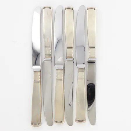 Sex knivar, modell Rosenholm, blad i stål, 22,5cm, år 1991, silver 830/1000 Vikt: 518,1 g