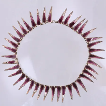 Collier, emalj, 39cm, bredd 33mm, Atelier Borgila, design Bengt Wettersjö år 1957, emaljbortfall, 925/1000 silver Vikt: 65,9 g