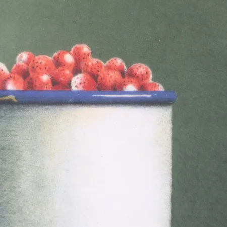 Tavla, litografi, Philip von Schantz, smultron i blåvit mugg, signerad, daterad 81 och numrerad 115/140, bildyta ca 18x25cm, ej examinerad ur ram. Skickas med postpaket.