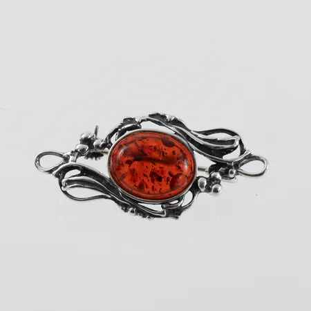 brosch med bärnsten, längd 4cm, Guldfynd, silver Vikt: 4,3 g