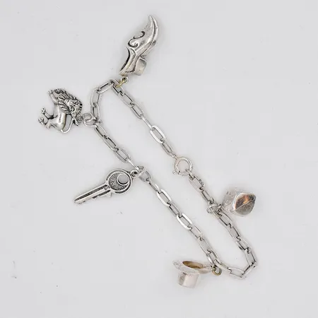 Armband med 5 berlocker, 19cm, bredd 4mm, silver 830/1000 Vikt: 13,9 g