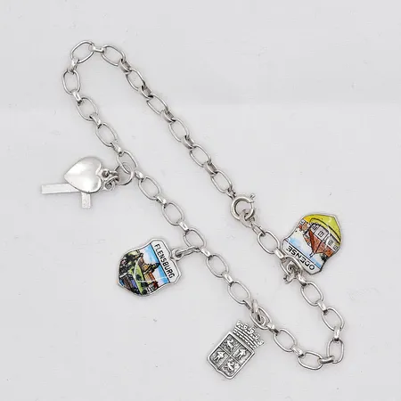 Armband med 4 berlocker, 18cm, bredd 4mm, silver 835/1000 Vikt: 6,5 g