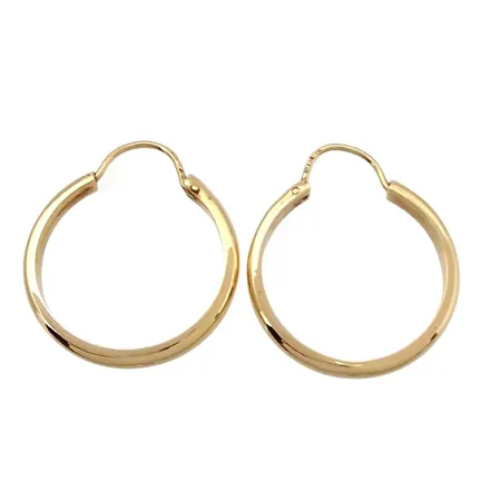 Örhängen Creoler, 18K guld, storlek 20 x 23 mm, tjocklek 2,7 mm, fint skick Vikt: 1,6 g