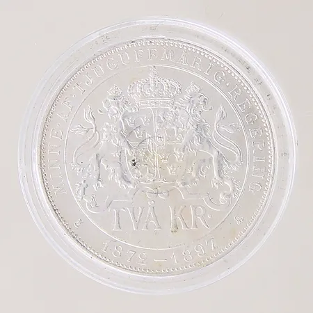 Mynt 2kr, Oscar II Sveriges Norges G.O.V Konung, Minne Af Jugufemårig Regering 1872-1897, plastetui, silver 800/1000 Vikt: 15 g