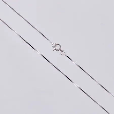 Kedja Venezia, längd ca 44,5cm, bredd ca 1mm, 925/1000 silver  Vikt: 1,6 g