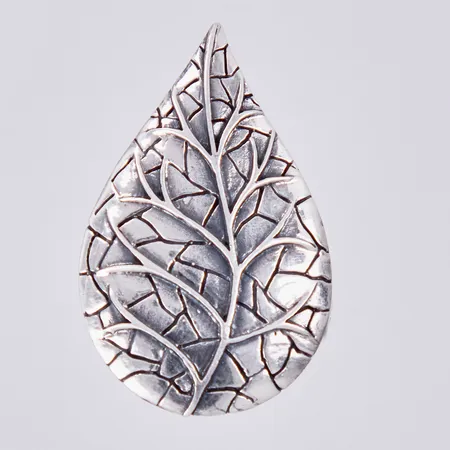 Ring med löv, stl ca 18½, bredd ca 4-38mm, Kenza GHA, Justerbar, 925/1000 silver Vikt: 11,7 g