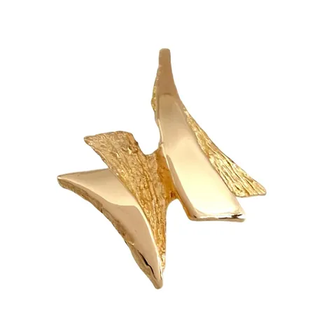 Hänge, 18K guld, Svenskt Guldsmide Ab (SGS), svensk kontrollstämpel, storlek 15x19 mm, fint skick Vikt: 1 g